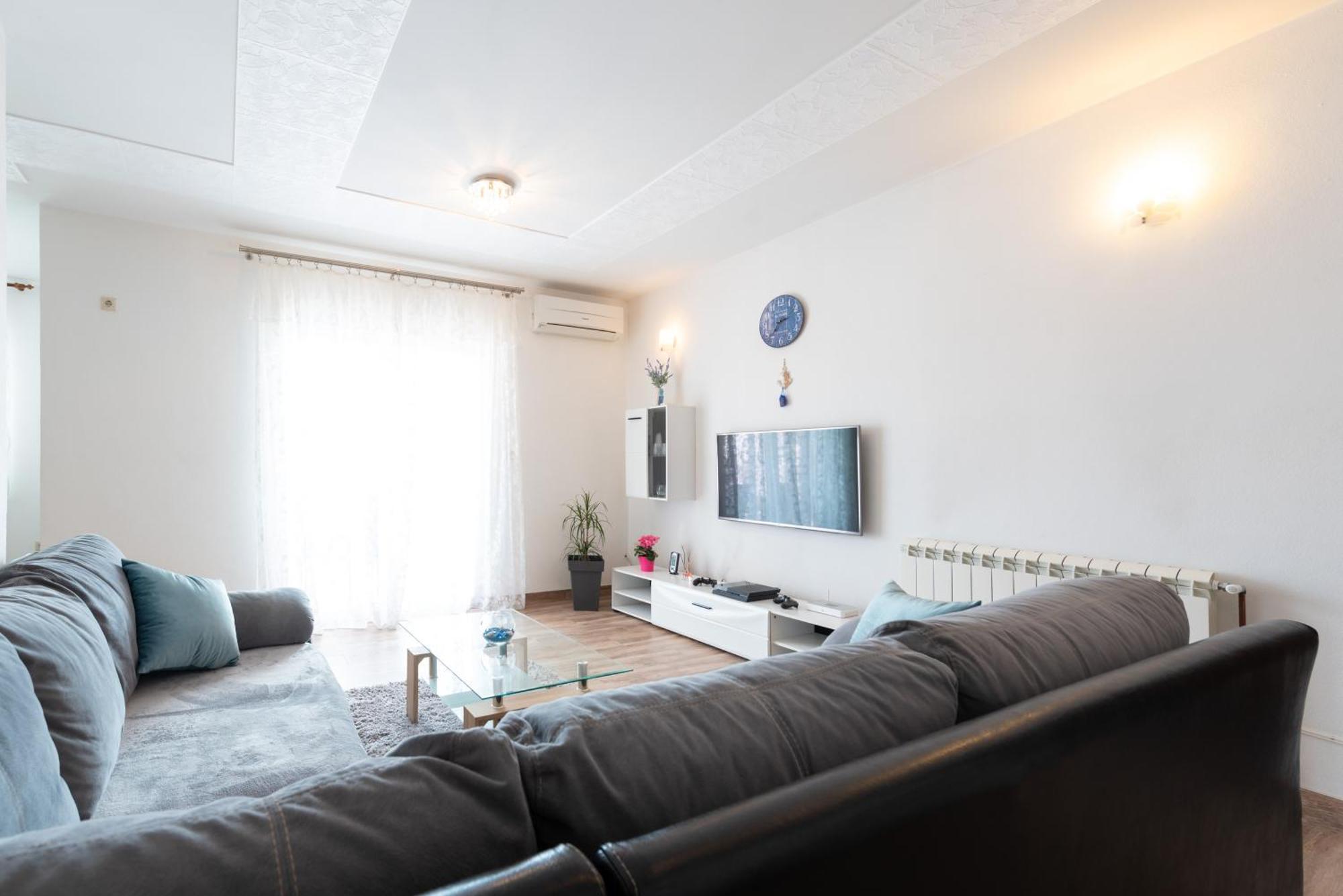 Luxury Apartment With Garden Jacuzzi And Wellness Trogir Eksteriør billede