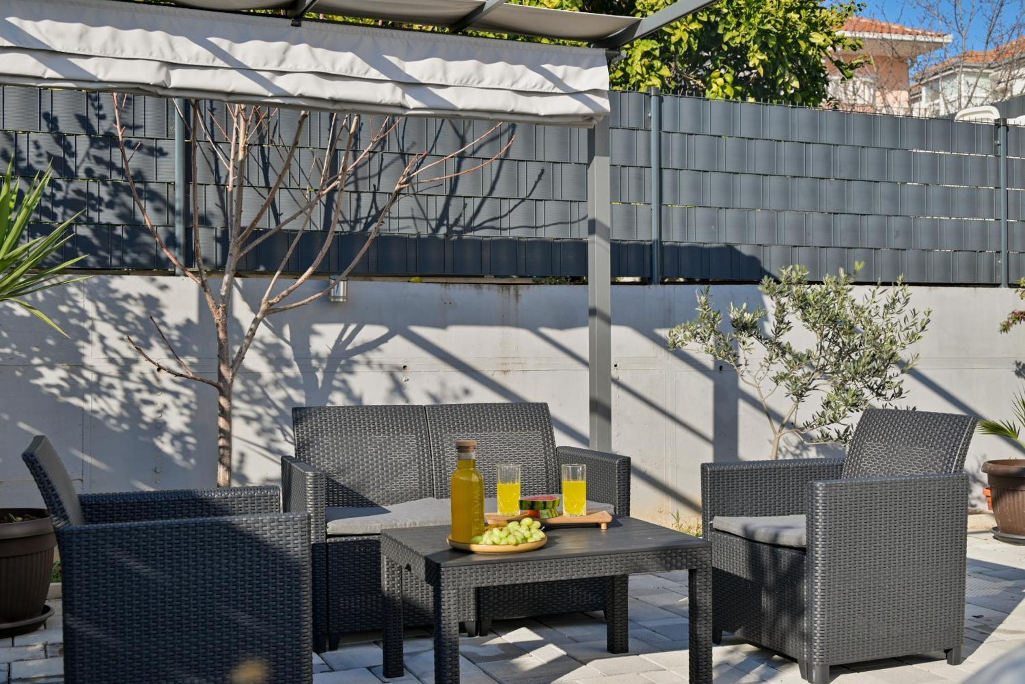 Luxury Apartment With Garden Jacuzzi And Wellness Trogir Eksteriør billede